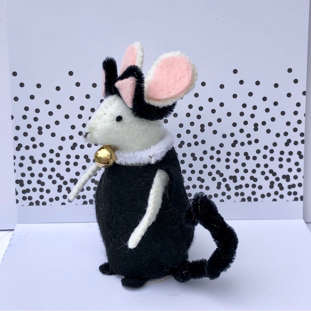 Meow! Black Cat costume felt mouse art doll ready Halloween cake topper - Picture 4 of 7